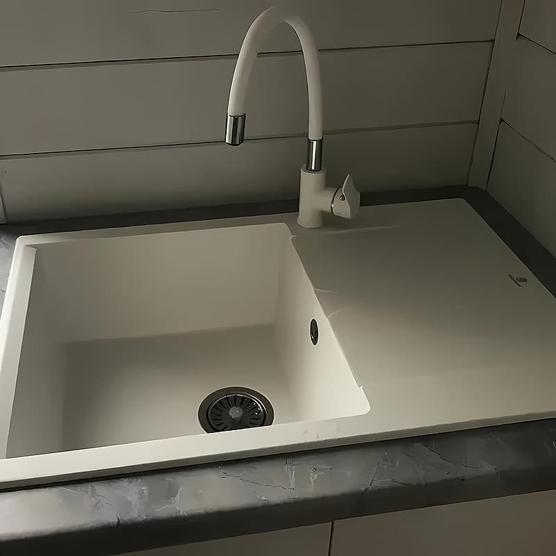 Смеситель с гибким изливом Haiba HB70113-8, латунь, цвет белый