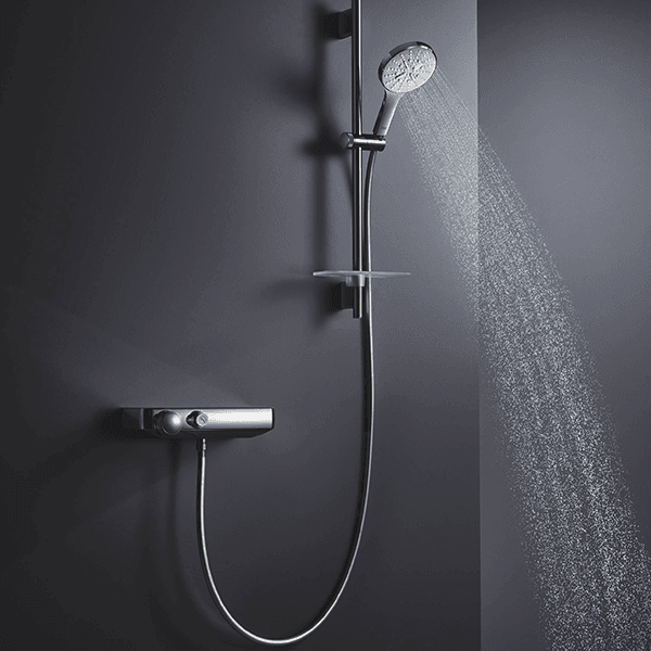 Душевой гарнитур 600, 3 вида струи, хром Grohe Rainshower 130 SmartActive 26575000